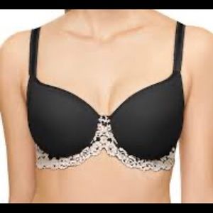 Embrace Lace T-shirt bras. 34G and 36G.